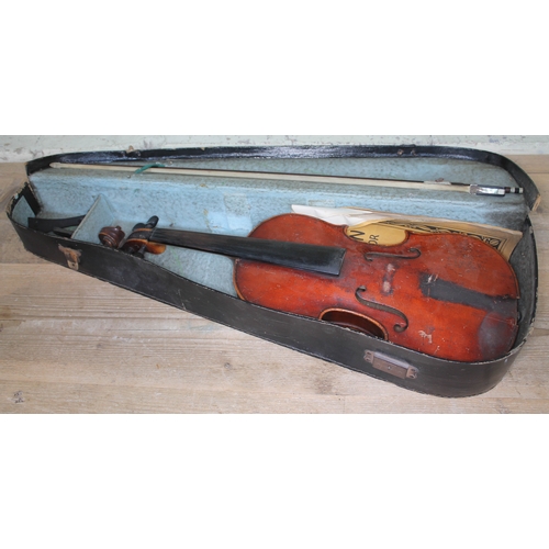 385 - A late 19th violin bearing interior label 'Antonius Stradivarius Cremonensis Faciebat Anno 1777 Made... 