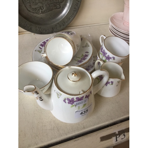 435 - 4 Wileman old York shape cups and saucers