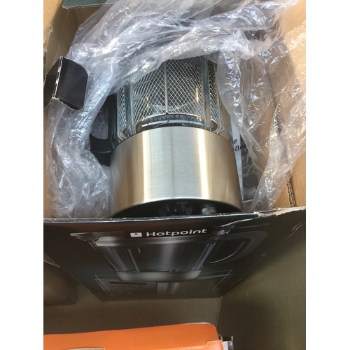 124 - A boxed HD Line Hotpoint blender with steam cooking option - faulty