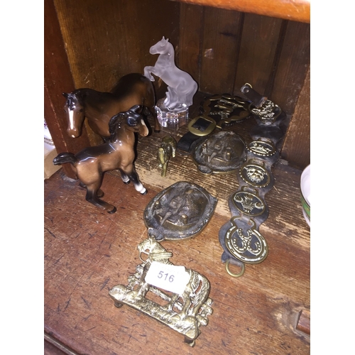 516 - 2 Beswick horses + other equestrian items.