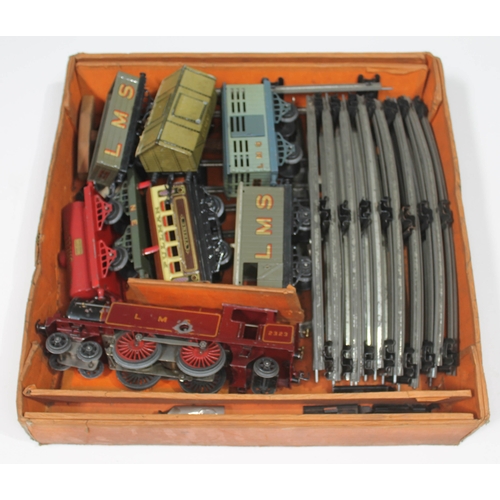 119 - Hornby No.2 Mixed Goods Set clockwork 0 gauge train set and various rolling stock and accessories. U... 