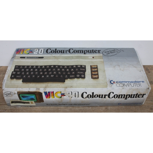 179 - A Commodore VIC-20 Colour Computer system.