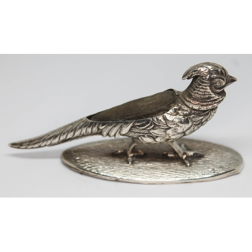 280 - An Edward VII novelty silver pin cushion formed as a pheasant, Adie & Lovekin, Birmingham 1906, leng... 