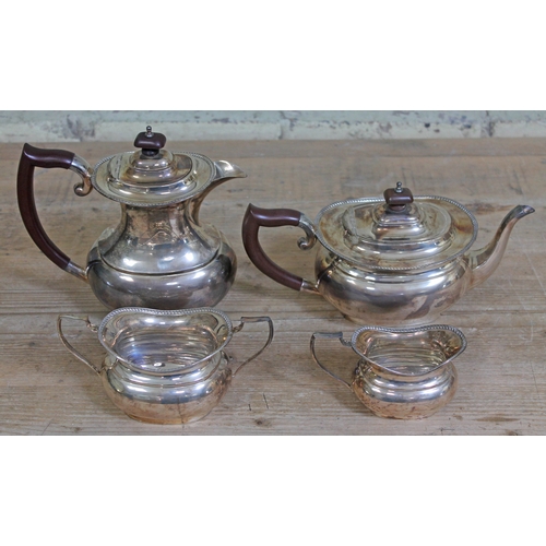 462 - A four piece hallmarked silver tea service, gross wt. 37oz.