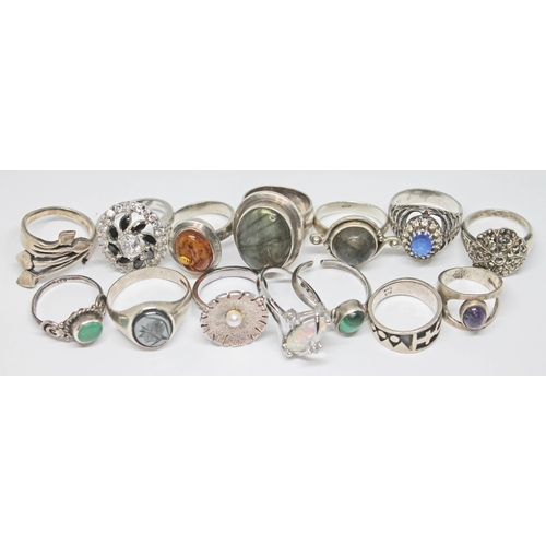 484 - A mixed lot of hallmarked silver and white metal rings, various marks and sizes.