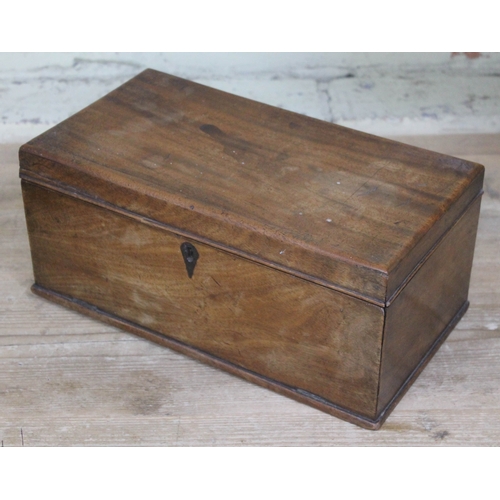 490 - A Georgian mahogany specimen box housing an extensive collection of wax intaglio seal impressions, e... 