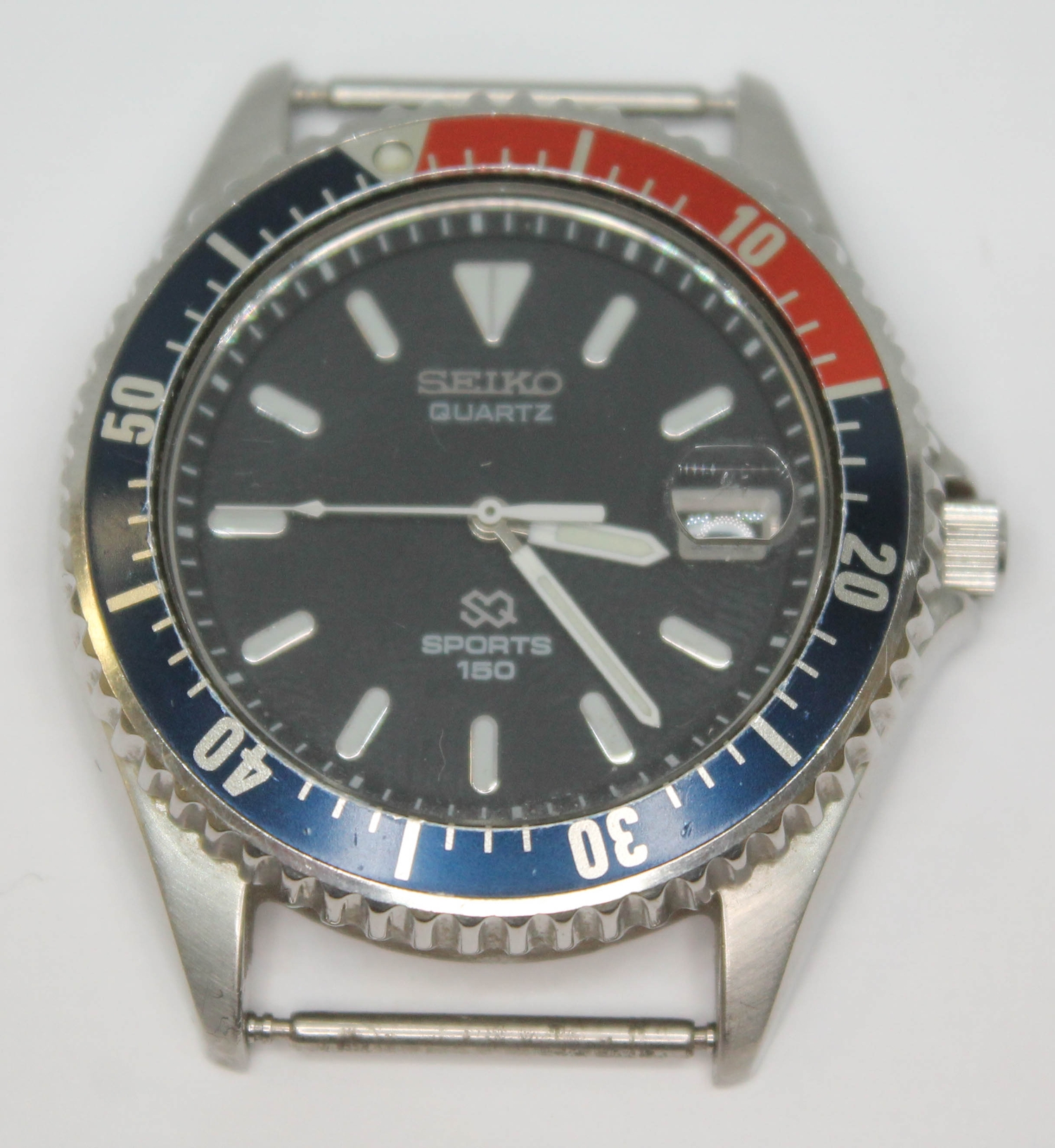 A vintage Seiko SQ Sports 150 stainless steel quartz wristwatch 7N42-6A0A,  with dark grey signed dia
