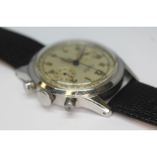 106 - A 1945 Breitling Premier stainless steel chronograph ref.777 having silvered signed dial with second... 