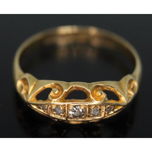 227 - A late Edwardian hallmarked 18ct gold diamond ring, Birmingham 1916, gross wt. 2.43g, size O, with g... 