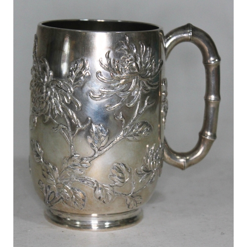 96 - A Chinese export silver tankard by Wang Hing & Co, height 13cm, wt. 14oz.