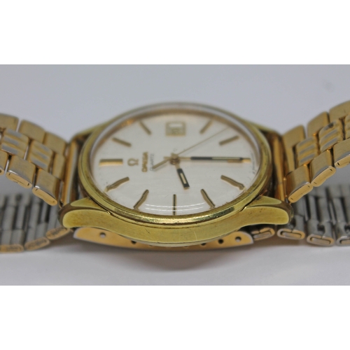 103 - A 1977 gold plated Omega quartz 1960071 wristwatch, with signed champagne dial, hour batons in gold ... 