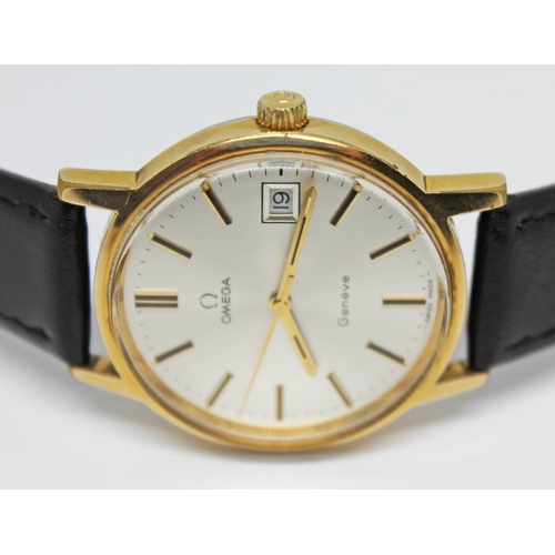 120 - A 1972 gold plated Omega Geneve wristwatch, reference 136.0099, with silver signed dial, hands and h... 