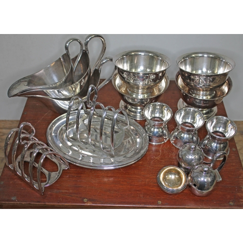 82 - An Elkington & Co canteen of silver plated cutlery and other matching and non matching plated ware f... 