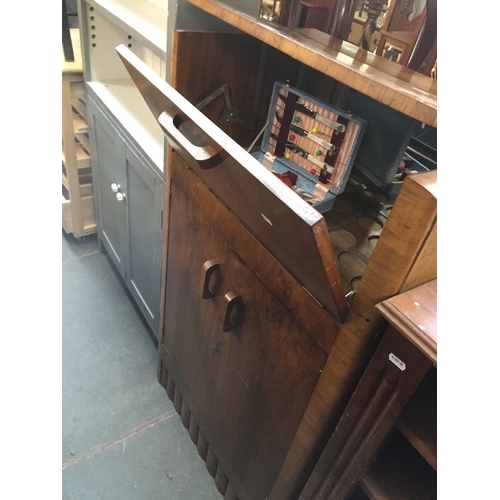 947 - A retro walnut drinks cabinet with cased cocktail items