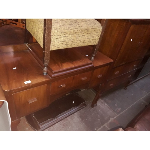 885 - A 1930s walnut dressing table with triple mirror and matching tallboy.