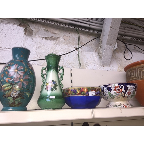 744 - Two vases and two bowls