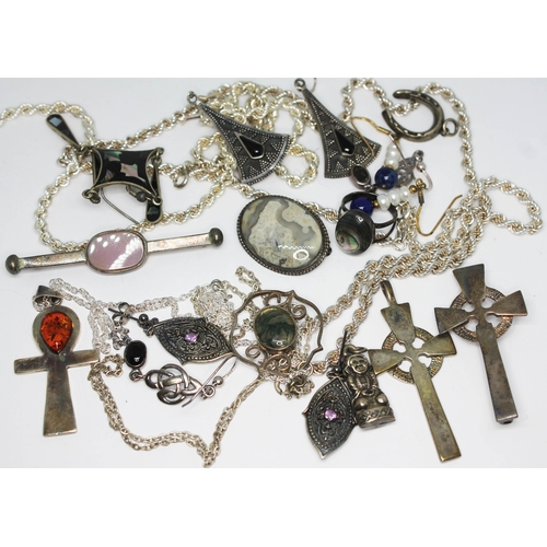 134 - A mixed lot of hallmarked silver and white metal jewellery including Celtic style, etc.