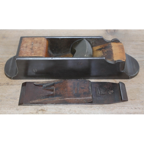 Lot 335       
