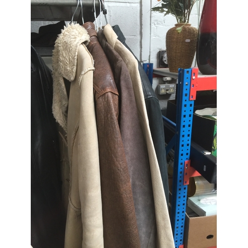 108 - A gents leather jacket (L), A ladies sheepskin coat (12), 2 x ladies suede jackets (10/12) and a gen... 