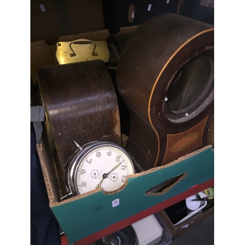 400 - A box of clocks, mantel clocks, etc - AF