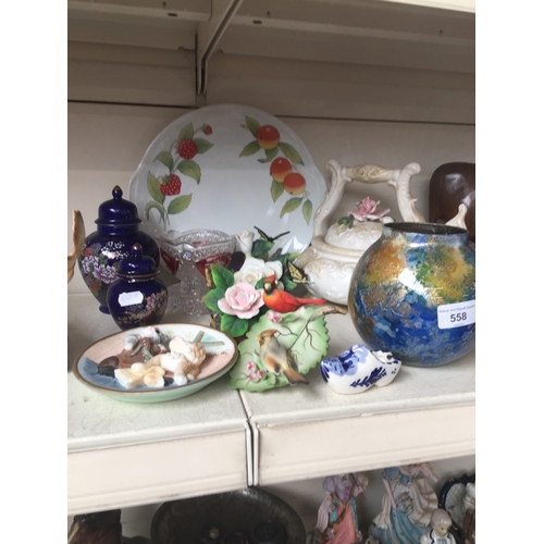 558 - Ceramics and ornaments