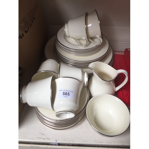 585 - Royal Doulton Carolyn tea and diner wares, approx 32 pieces