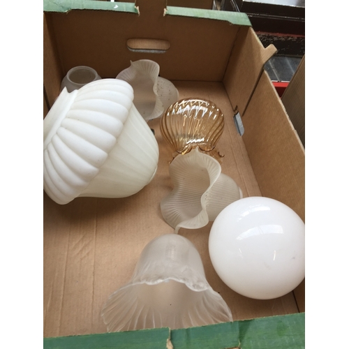 424 - Box of glass light shades