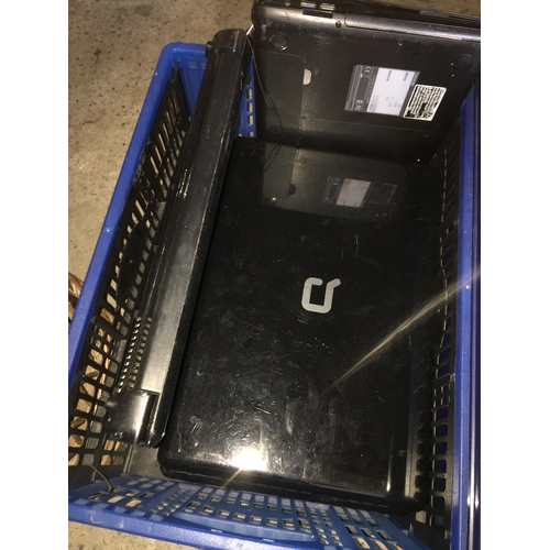 471 - A box of six laptops, various models - as found