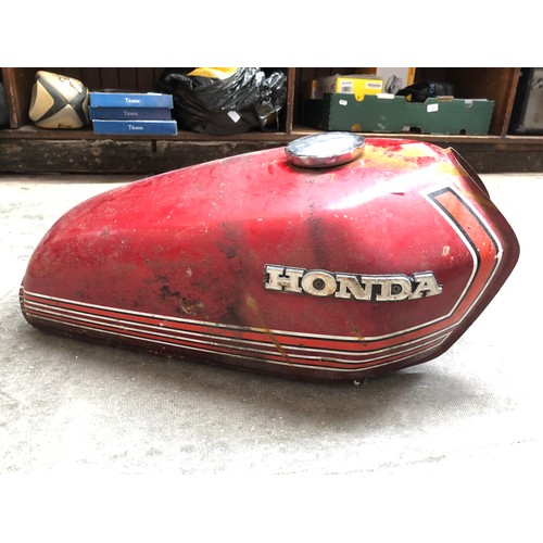 73 - A vintage Honda motorcycle fuel tank