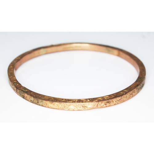 266 - A hallmarked 9ct gold bangle, diam. 7.5cm, weight 9.62g.