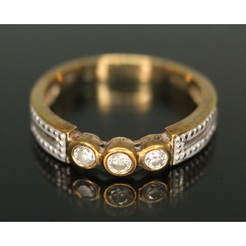 282 - A diamond cluster ring, marks rubbed, gross weight 2.01g, size K.