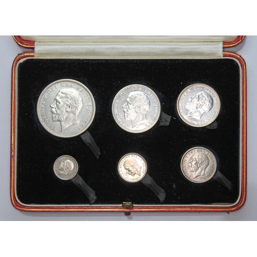 474 - George V specimen set comprising wreath crown, half crown, florin, shilling, six pence and three pen... 