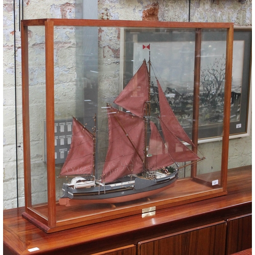 587 - A scratch-built model of the Thames sailing barge 'Will Everard' in glass display case, plaque reads... 