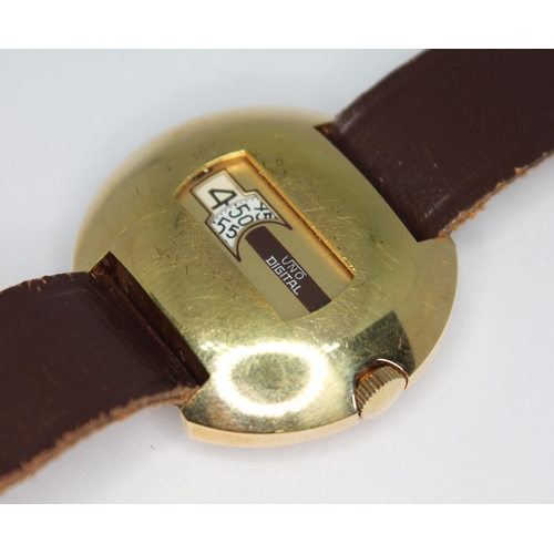 143 - A vintage gold plated Uno Digital jump hour wristwatch with 17 jewel manual wind movement, 35mm bubb... 