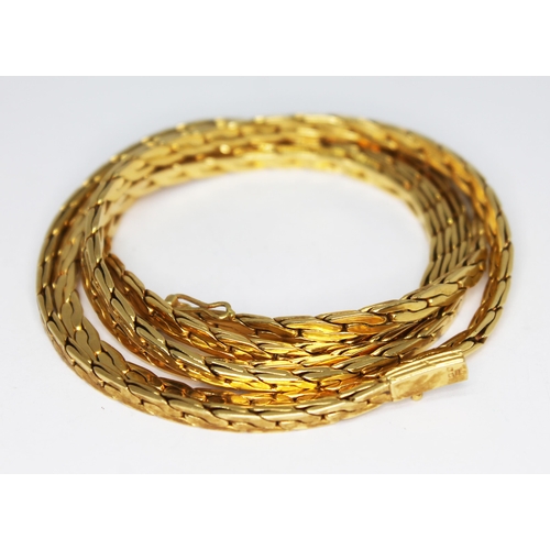 176 - A Boodle & Dunthorne 18ct gold smooth link chain, sponsor's mark 'BD', 18ct gold London import mark ... 