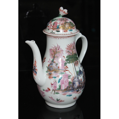 360 - A Lowestoft porcelain coffee pot, circa 1780, decorated with a chinoiserie pattern depicting two fis... 