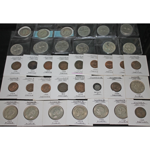 315 - A group of thirty eight florins and farthings to include 22 x florins various dates 1914 to 1939, 1 ... 