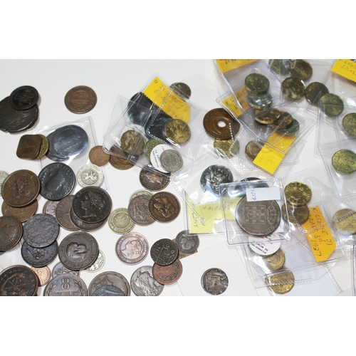 335 - A large collection of GB coins, world coins and tokens to include 36 x brass threepences various dat... 