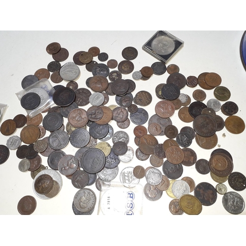 274 - A tub of vintage coins and tokens. These include Iron bridge at Coalbrook Dale 1792; Liverpool Halfp... 