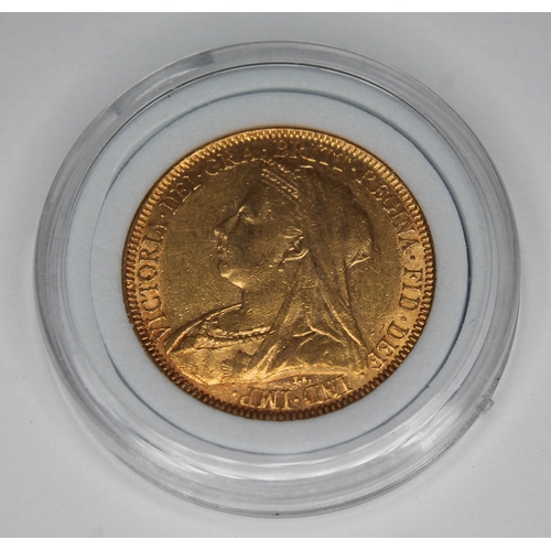 255 - Victorian 1893 sovereign, 10% buyer's premium (inclusive of VAT), normal online bidding fees apply.