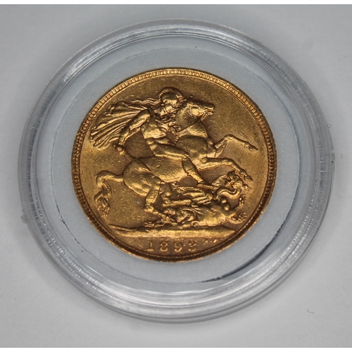 255 - Victorian 1893 sovereign, 10% buyer's premium (inclusive of VAT), normal online bidding fees apply.