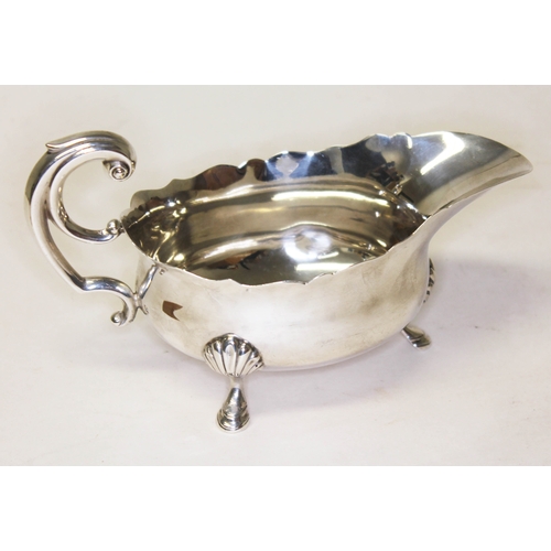 288 - A Victorian silver sauce boat, makers mark indistinct, London 1867, length 18cm, wt. 5 1/2oz.