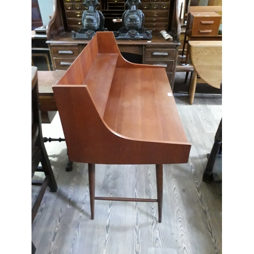 10 - A retro mid 20th century Danish teak desk in the manner of Arne Wahl Iversen, height 90.5cm, width 1... 