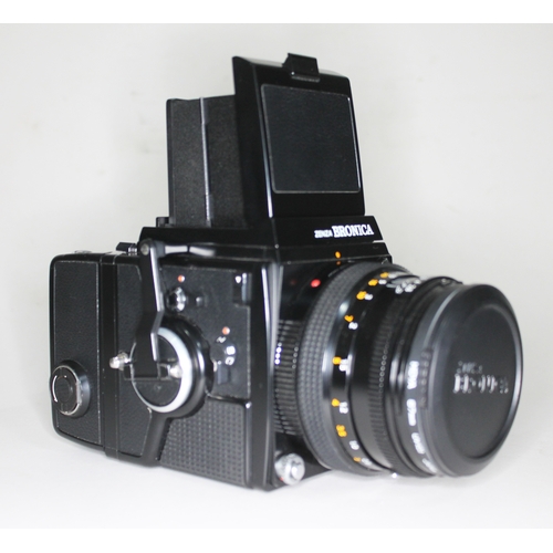 173 - A Zenza Bronica SQ-4 camera, serial no. 1245236, with five lenses comprising; Zenzanon-PS 1:2.8 f=80... 