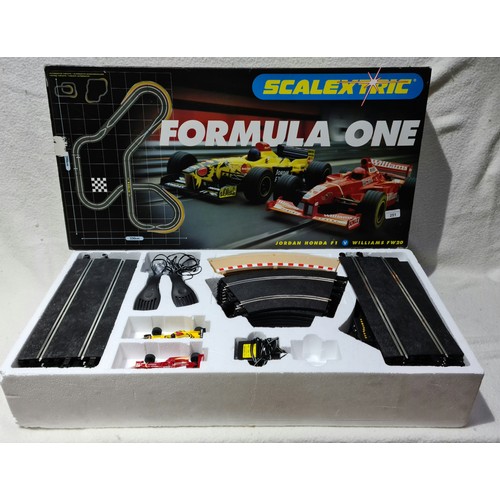 251 - A Scalextric Formula 1 