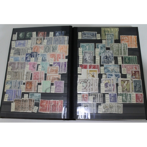 734 - Greece stamp collection, one album, 1862 to 2006. Contains a large collection of stamps