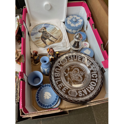 716 - A box of misc to include Wedgwood Jasperware, Jubilee glass plate and hummel figures etc.