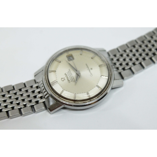 99 - A 1967 Omega Constellation chronometer, ref. 168010, cal. 564, stainless steel case with hidden crow... 