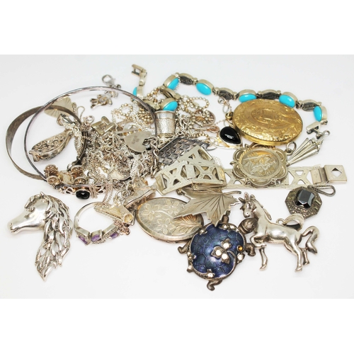 77 - A mixed lot of assorted jewellery including many items marked '925', 'silver' etc. also including a ... 