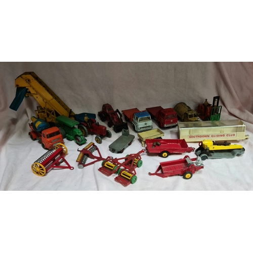 20 - Dinky Toys/Supertoys, A group of play worn vehicles & trailers to include a Bedford, 964 Barber-Gree... 